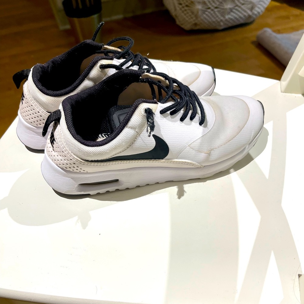 Nike Air Max Thea White Size 7